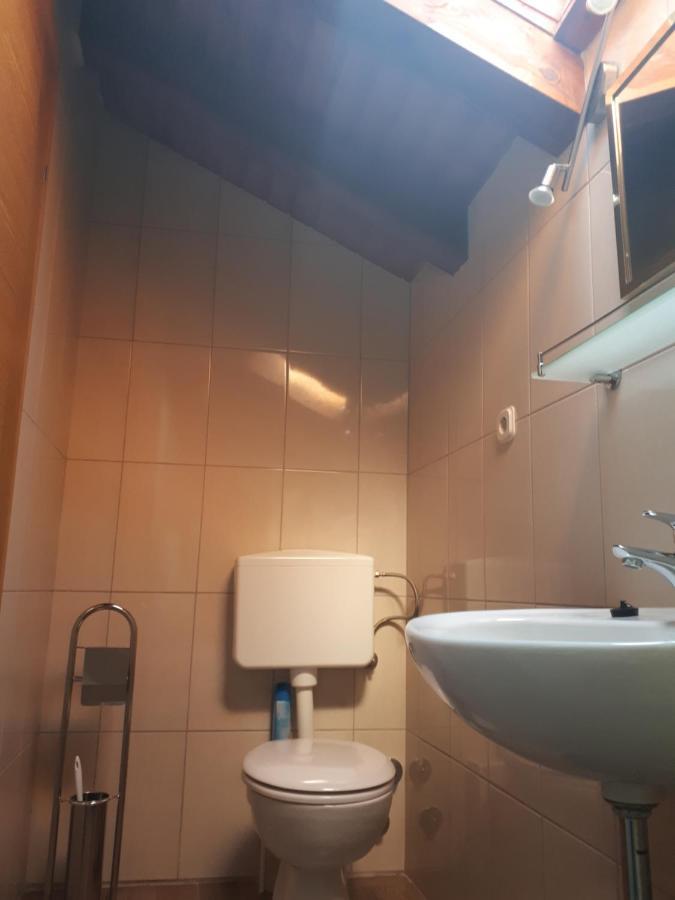 Guest House Provista Veli Iž Eksteriør bilde