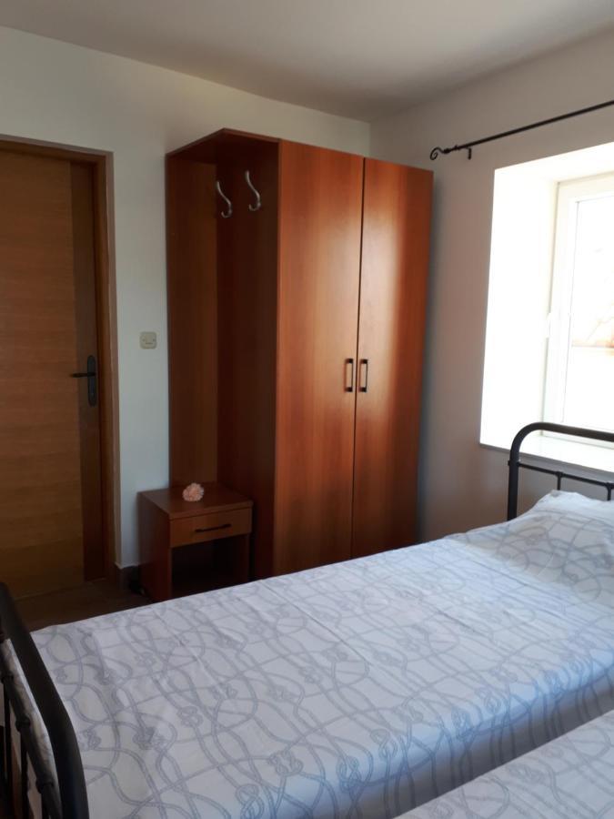 Guest House Provista Veli Iž Eksteriør bilde