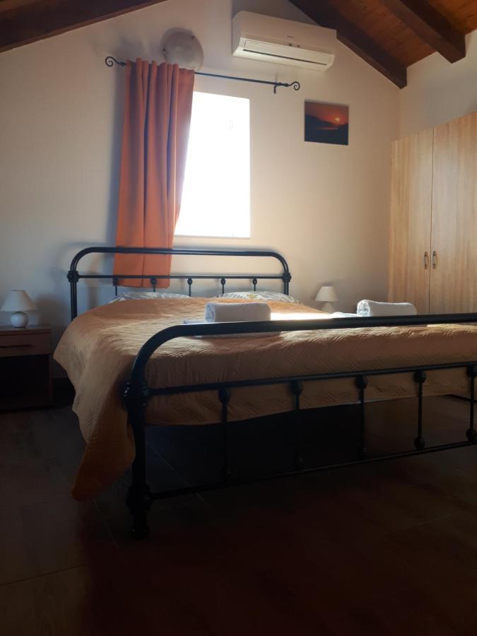 Guest House Provista Veli Iž Eksteriør bilde