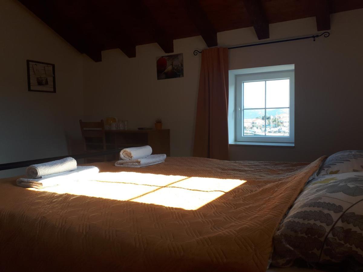 Guest House Provista Veli Iž Eksteriør bilde